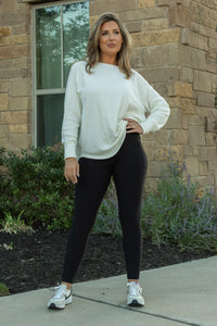 Black Fleece Full Length Leggings with Pockets. Buttery soft, cozy fleece lining