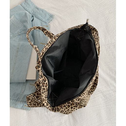PreOrder | The Hannah Leopard Handbag