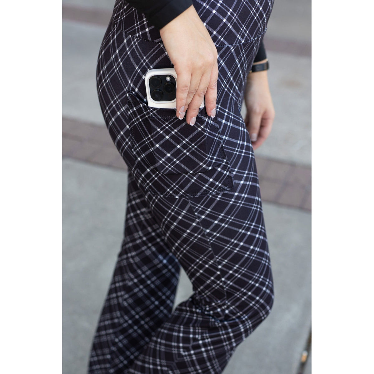 *Ready to Ship | The Jennifer Plaid Bootcut Leggings