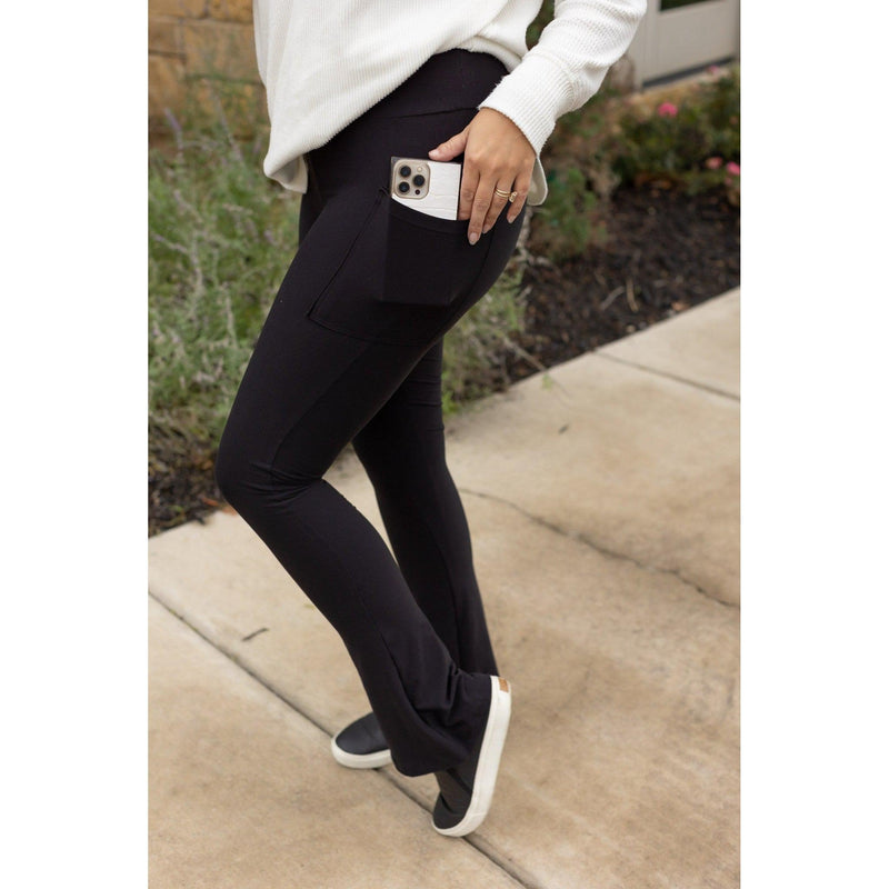 Ready to Ship | Flare Leggings WITH POCKETS