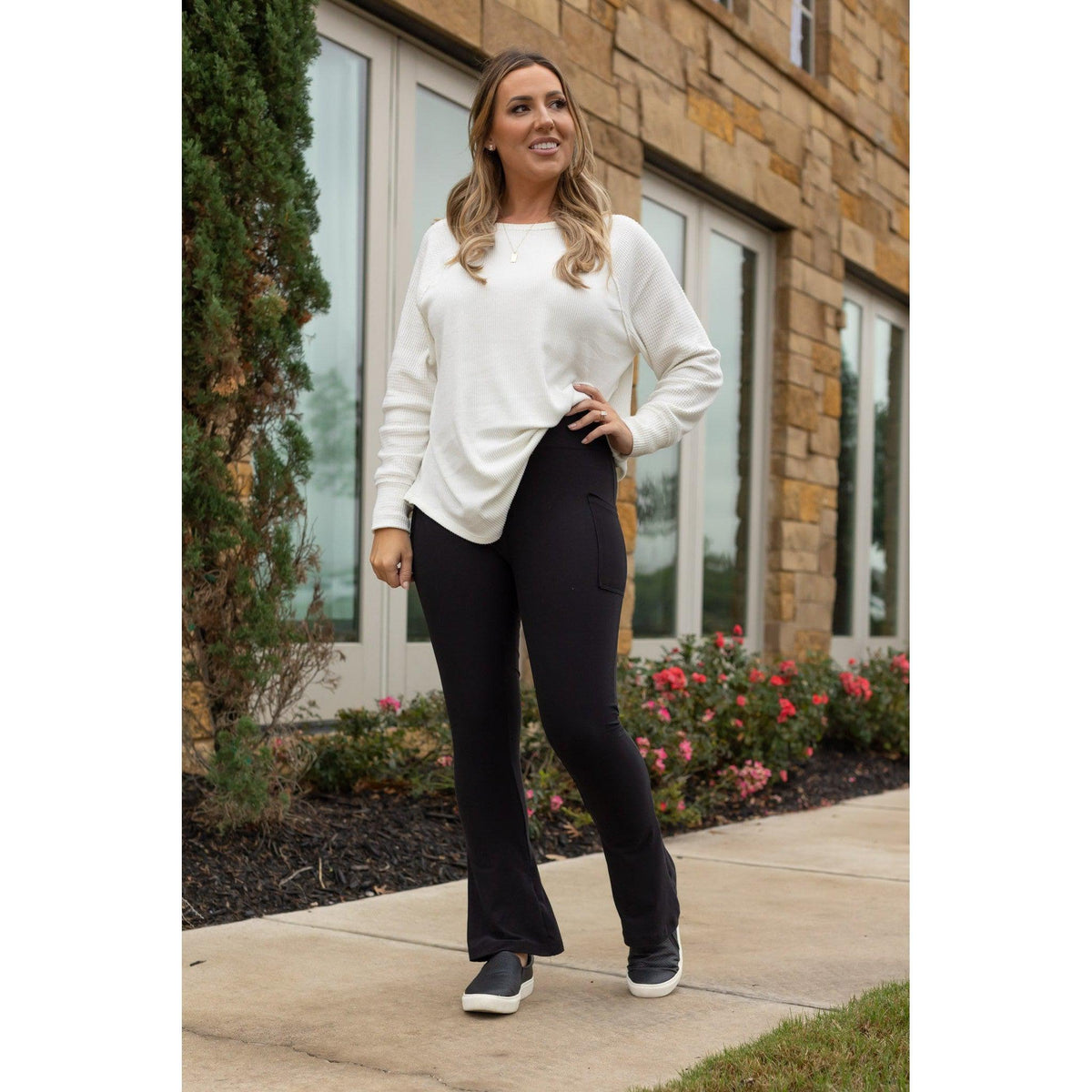 Ready to Ship | Flare Leggings WITH POCKETS