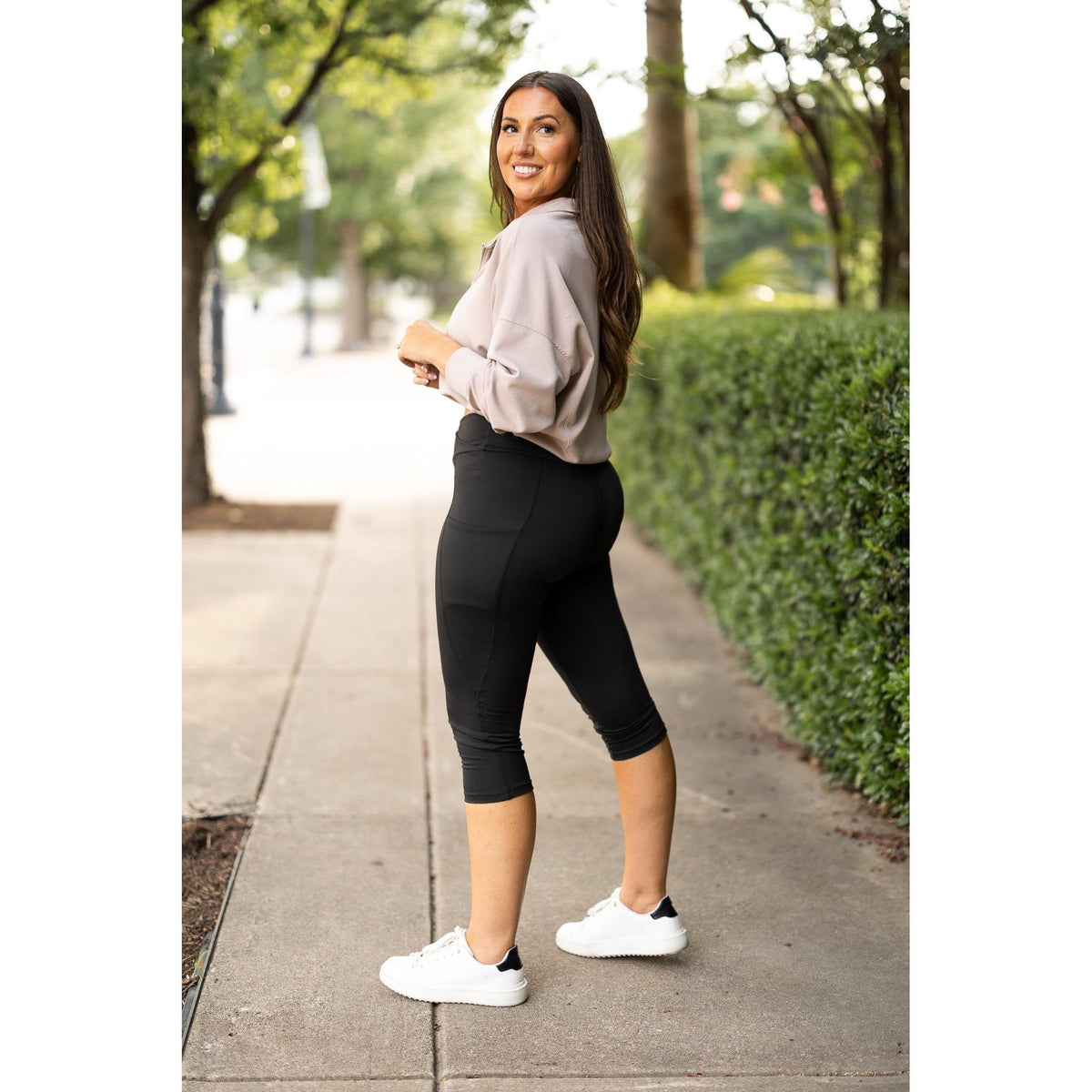 Julia Rose The Lillian sculpting crossover capri leggings high-waisted women’s capris