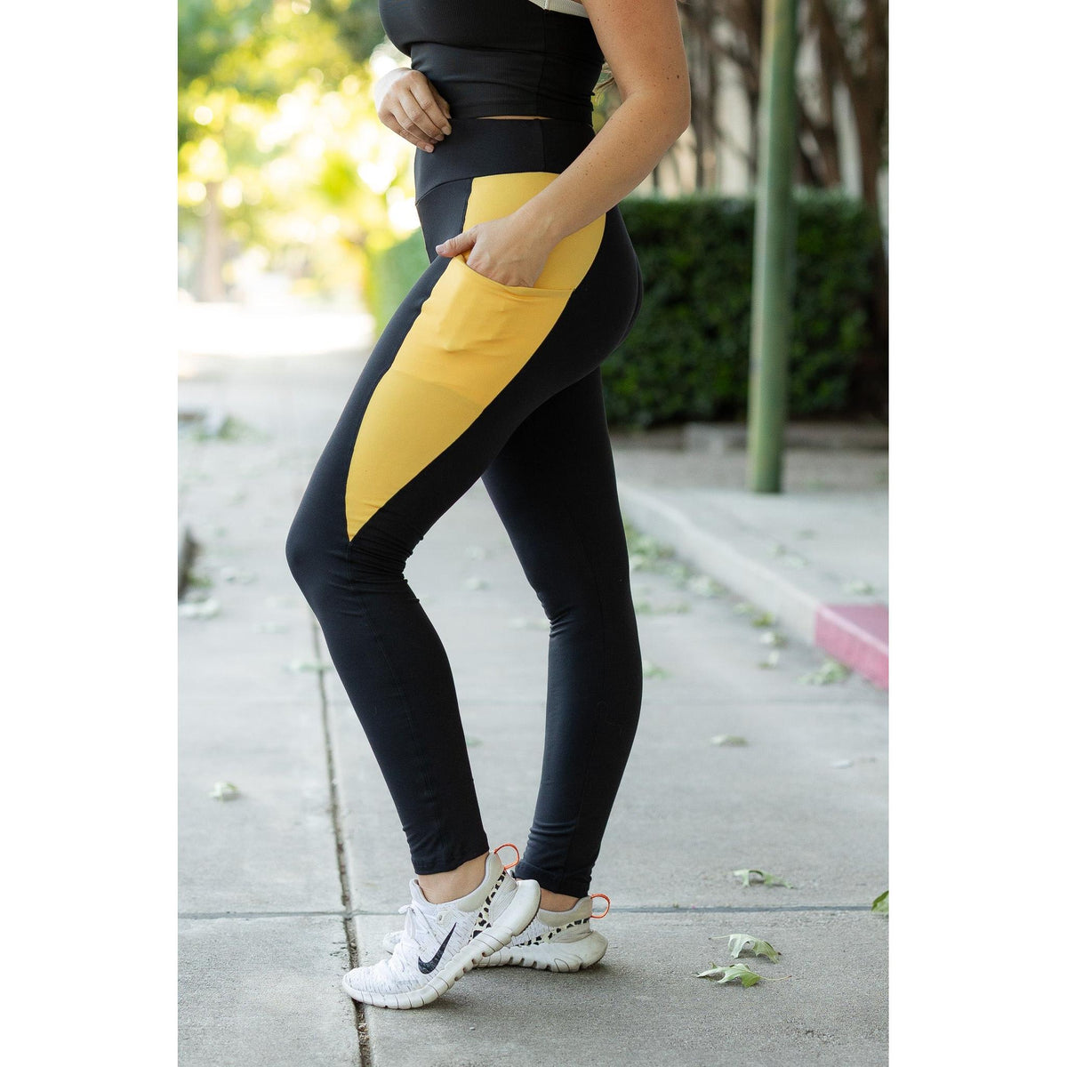 Julia Rose Yasmine Yellow Panel Full Length Leggings women’s boutique leggings front view, Woman wearing Julia Rose Yasmine leggings with yellow panel detail