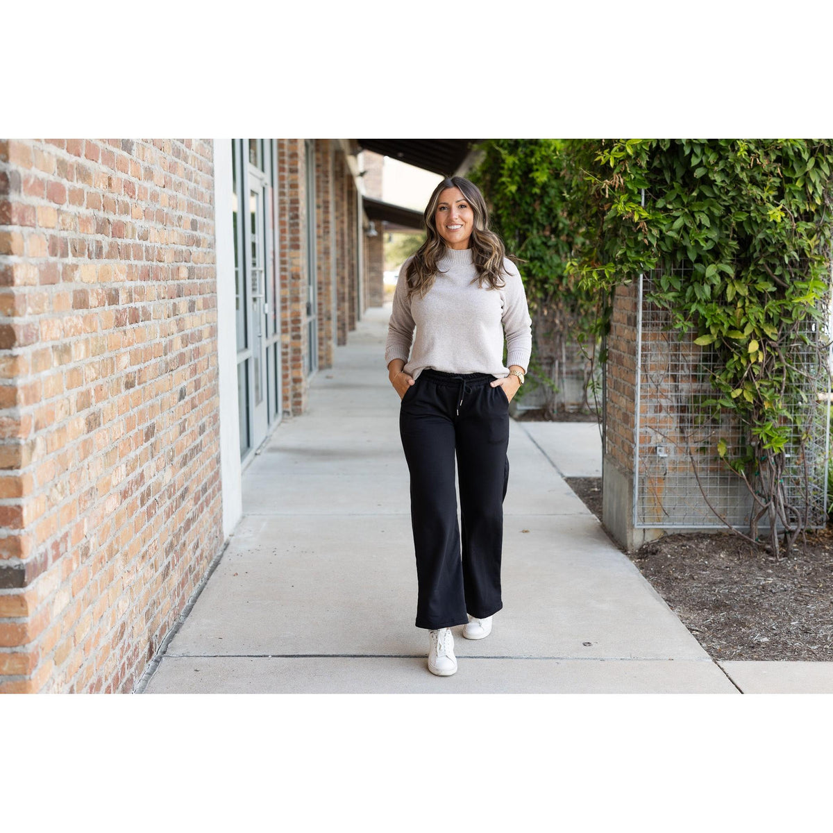 Ready to Ship | The Jenna - Comfy Wide Leg Fleece pants*
