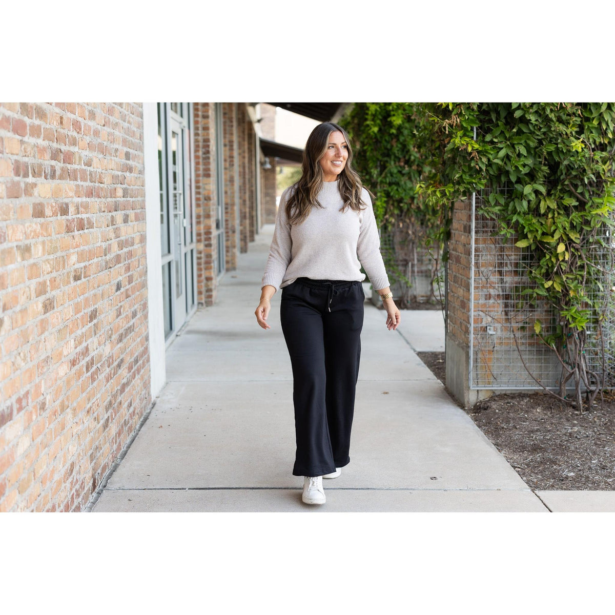 Ready to Ship | The Jenna - Comfy Wide Leg Fleece pants*