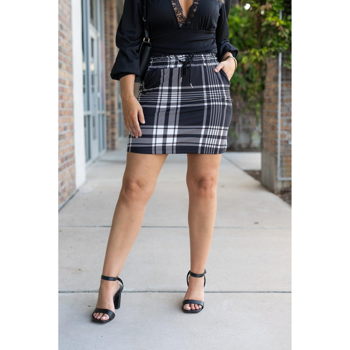 Ready to Ship  | The Amelia - Black And White Plaid Jogger Skirt - 2 PACK