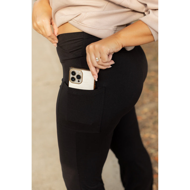 Ready to Ship | The Liz - Crossover 30"  Bootcut Leggings with Pockets