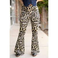 Ready to Ship | The Francesca Leopard Super Flare Leggings*