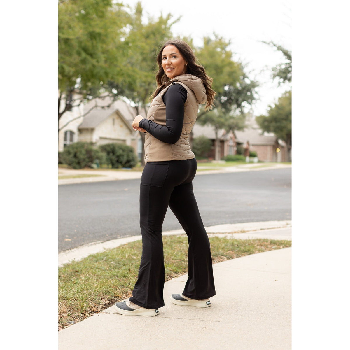 Ready to Ship | The Vanessa - 30” - Black Bootcut Leggings R3