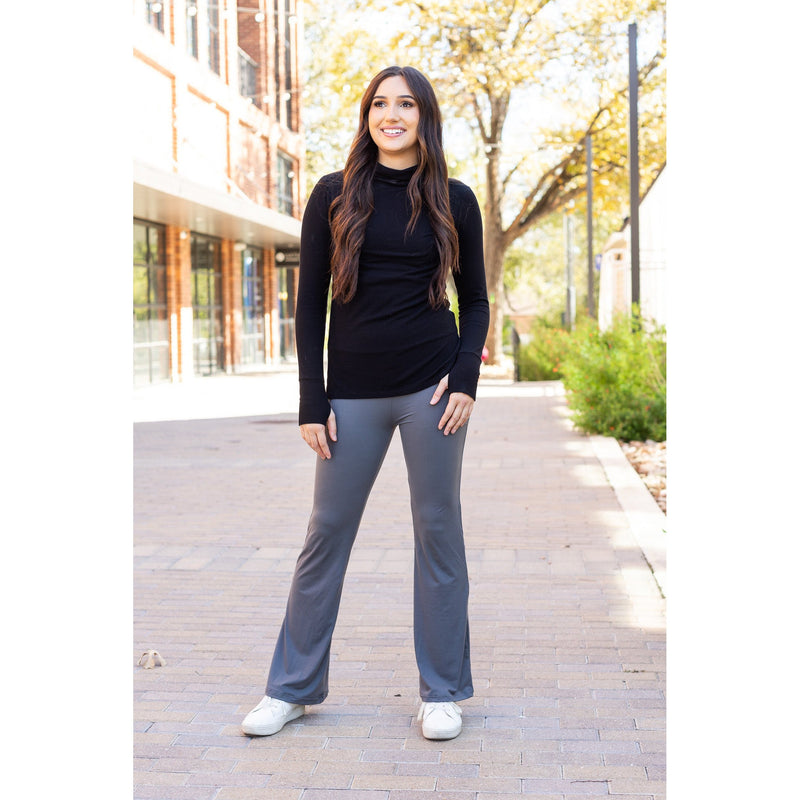 Ready to Ship | The Cassie - 30"  CHARCOAL Bootcut Leggings with Pockets*