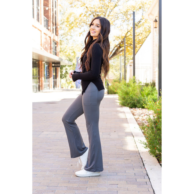 Ready to Ship | The Cassie - 30"  CHARCOAL Bootcut Leggings with Pockets*