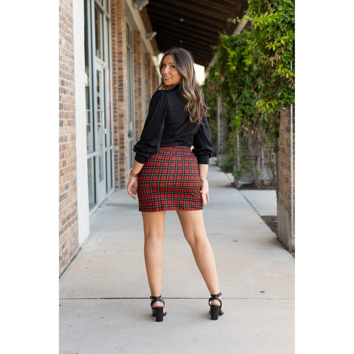 PreOrder | The Helena – Red Plaid Jogger Skirt ❤️🖤