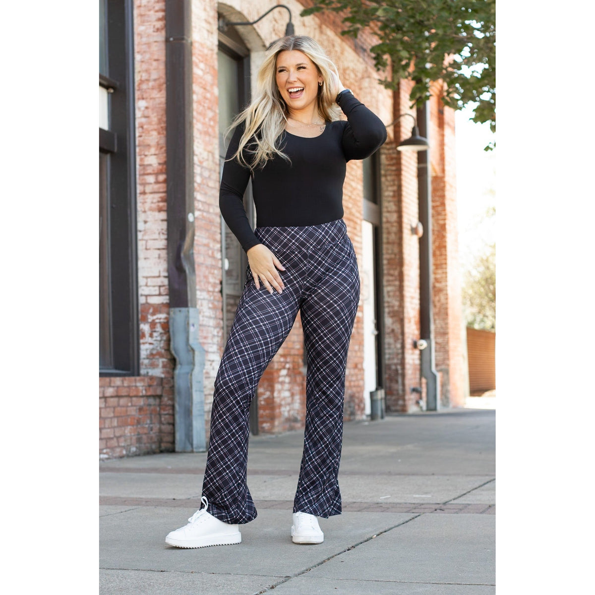 *Ready to Ship | The Jennifer 30" Plaid Bootcut Leggings