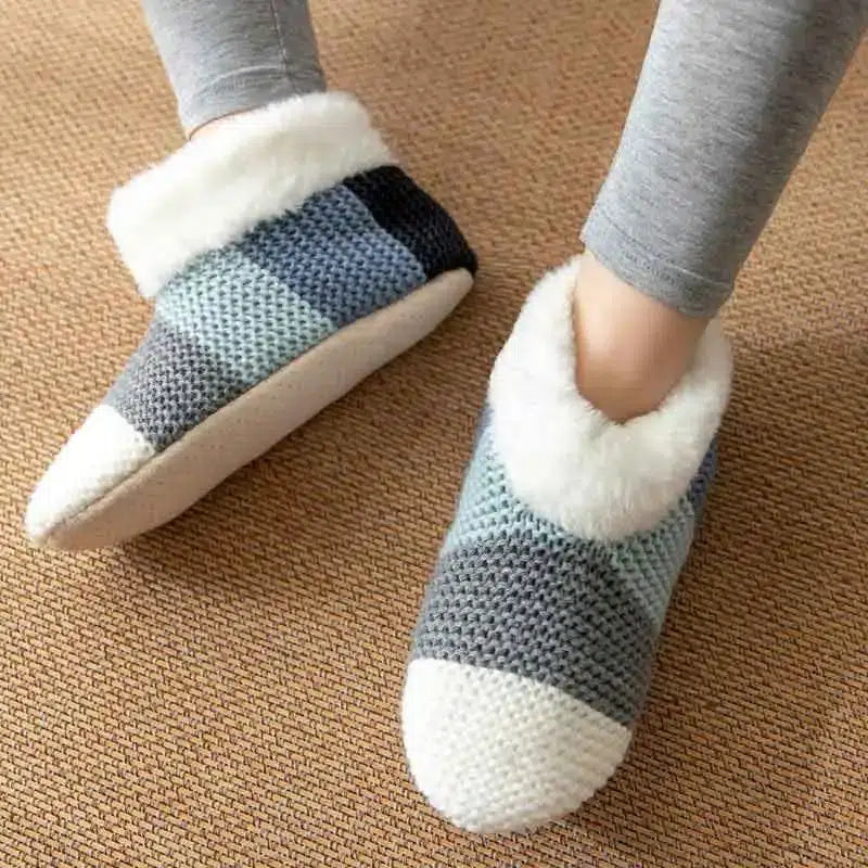 Sample | Striped Slipper Socks
